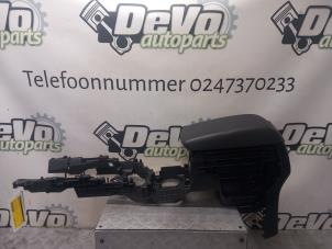 Gebruikte Armsteun Mazda CX-5 II (KF) 2.0 SkyActiv-G 165 16V 2WD Prijs € 121,00 Inclusief btw aangeboden door DeVo Autoparts