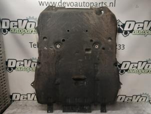 Używane Plyta ochronna silnika Peugeot 508 SW (F4/FC/FJ/FR) 1.6 16V GT PureTech 225 Cena € 121,00 Z VAT oferowane przez DeVo Autoparts