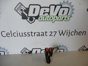 Begagnade Bakre bältesspänne, mitten Peugeot 307 (3A/C/D) Pris på förfrågan erbjuds av DeVo Autoparts