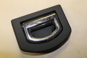 Nieuwe Bevestigingsoog vloer Audi A3 Prijs € 9,99 Inclusief btw aangeboden door Autoparts Veghel