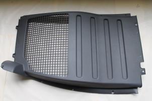 Begagnade List, bagageutrymme Volkswagen Caddy Pris € 90,00 Marginaltabell erbjuds av Autoparts Veghel