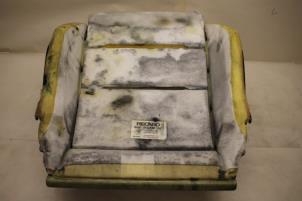 Begagnade Sätesklädsel, höger Audi A4 Pris € 50,00 Marginaltabell erbjuds av Autoparts Veghel