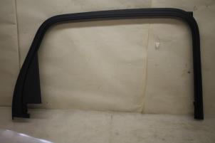 Begagnade List, bakdörr, 4-dörrars, vänster Audi Q7 Pris € 10,00 Marginaltabell erbjuds av Autoparts Veghel