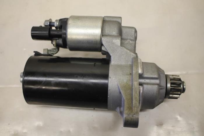 Startmotor från en Audi A1 (8X1/8XK) 1.4 TFSI 16V 185 2011