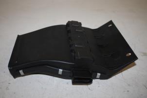 Używane Element grzewczy Audi A8 Cena € 75,00 Procedura marży oferowane przez Autoparts Veghel