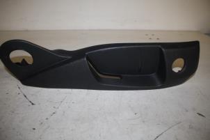 Begagnade Sätesklädsel, höger Audi A4 Pris € 7,50 Marginaltabell erbjuds av Autoparts Veghel