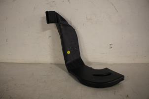 Begagnade Lufttratt Audi SQ5 Pris € 9,99 Inklusive moms erbjuds av Autoparts Veghel