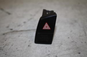 Begagnade Nödbelysningsbrytare Audi SQ5 (8RB) 3.0 TDI V6 24V Pris € 8,00 Marginaltabell erbjuds av Autoparts Veghel