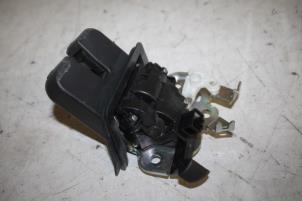 Begagnade Låsmekanism, baklucka Audi SQ5 (8RB) 3.0 TDI V6 24V Pris € 25,00 Marginaltabell erbjuds av Autoparts Veghel