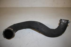 Begagnade Laddluftkylarslang Audi Q5 (8RB) 2.0 TFSI 16V Quattro Pris € 75,00 Marginaltabell erbjuds av Autoparts Veghel