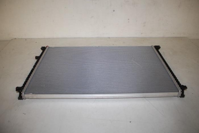 Kylare från en Audi Q7 (4MB/4MG) 3.0 TFSI V6 24V 2017