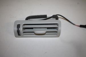 Gebruikte Luchtrooster zijkant Audi A6 (C8) 2.0 16V 50 TFSI E Mild hybrid Quattro Prijs € 50,00 Inclusief btw aangeboden door Autoparts Veghel