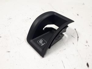 Begagnade Isofix-stöd Audi Q7 (4MB/4MG) Pris € 5,00 Marginaltabell erbjuds av Autoparts Veghel