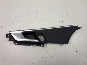 Gebruikte Portiergreep 4Deurs links-voor Audi A4 Avant (B9) Prijs € 35,00 Margeregeling aangeboden door Autoparts Veghel