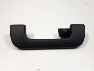 Gebruikte Handgreep Audi SQ8 (4MN) 4.0 V8 32V TDI Mild Hybrid Quattro Prijs € 3,00 Margeregeling aangeboden door Autoparts Veghel