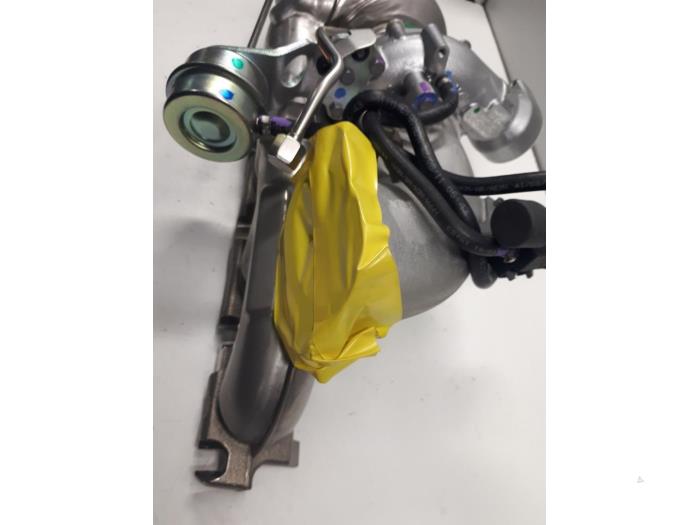 Turbo från en Audi RS 6 Avant (C6) 5.0 V10 40V TFSI