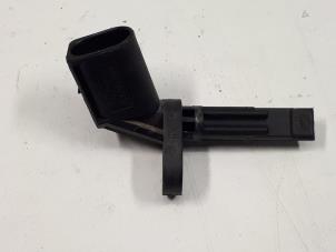 Begagnade ABS-sensor Audi A6 (C7) 2.0 TDI 16V Pris € 25,00 Inklusive moms erbjuds av Autoparts Veghel