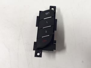 Używane Przelacznik pozycji fotela Audi A6 (C7) 3.0 TDI V6 24V Quattro Cena € 50,00 Z VAT oferowane przez Autoparts Veghel