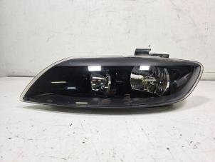 Gebruikte Koplamp links Audi Q7 (4LB) 3.0 TDI V6 24V Prijs € 75,00 Margeregeling aangeboden door Autoparts Veghel