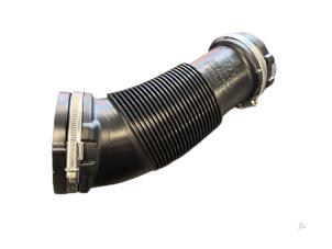 Gebruikte Aanzuigslang Lucht Audi S5 (F53/F5P) 3.0 TFSI V6 24V Prijs € 18,15 Inclusief btw aangeboden door Autoparts Veghel