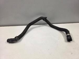 Begagnade Kylarslang Cupra Formentor 1.4 e-Hybrid VZ 16V Pris € 10,00 Marginaltabell erbjuds av Autoparts Veghel