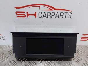 Gebruikte Display Interieur Mercedes C (W204) 2.2 C-220 CDI 16V Prijs € 50,00 Margeregeling aangeboden door SH Carparts