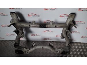 Używane Rama pomocnicza Mercedes E (W212) E-220 CDI 16V BlueEfficiency Cena € 195,00 Procedura marży oferowane przez SH Carparts