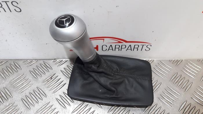 Växelspak från en Mercedes-Benz C (W204) 2.2 C-200 CDI 16V 2007