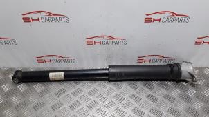 Begagnade Stötdämparstång, höger bak Mercedes A (177.0) 1.5 A-180d Pris € 60,00 Marginaltabell erbjuds av SH Carparts