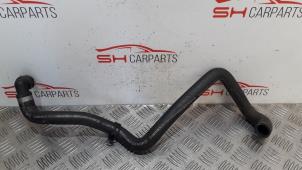 Begagnade Kylarslang Mercedes A (W176) 1.6 A-200 16V Pris € 15,00 Marginaltabell erbjuds av SH Carparts