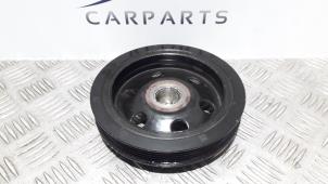 Gebruikte Poelie Krukas Mercedes A Limousine (177.1) 2.0 A-35 AMG Turbo 16V 4Matic Prijs € 20,00 Margeregeling aangeboden door SH Carparts