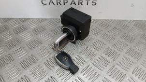 Begagnade Tändningslås + nyckel Mercedes C Estate (S204) 2.2 C-200 CDI 16V . Pris € 150,00 Marginaltabell erbjuds av SH Carparts