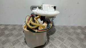 Gebruikte Tank element Pomp Mercedes A-Klasse AMG (177.0) 2.0 A-35 AMG Turbo 16V 4Matic Prijs € 70,00 Margeregeling aangeboden door SH Carparts