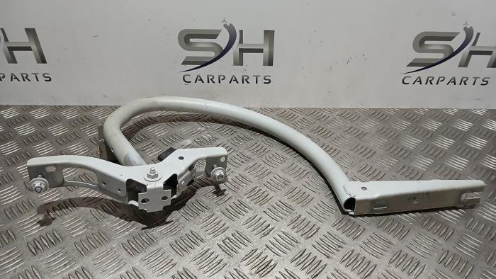 Zawias tylnej klapy z Mercedes-AMG CLA AMG (118.3) 2.0 CLA-45 S AMG Turbo 16V 4-Matic+ 2020