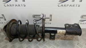 Gebruikte Schokdemperpoot rechts-voor Mercedes A (W176) 1.5 A-180 CDI, A-180d 16V Prijs € 50,00 Margeregeling aangeboden door SH Carparts