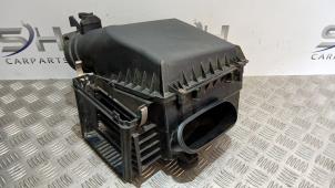 Begagnade Luftfilterhus Mercedes A (W176) 1.5 A-180 CDI, A-180d 16V Pris € 30,00 Marginaltabell erbjuds av SH Carparts