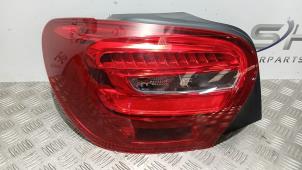 Begagnade Baklykta, vänster Mercedes A (W176) 1.6 A-180 16V Pris € 175,00 Marginaltabell erbjuds av SH Carparts