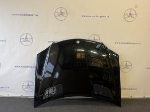 Używane Maska Mercedes ML II (164/4JG) 3.0 ML-280 CDI 4-Matic V6 24V Cena € 200,00 Procedura marży oferowane przez van Sabben Parts