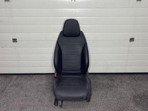 Gebruikte Stoel links Mercedes C (W206) C-220d 2.0 Turbo 16V 4-Matic Prijs € 600,00 Margeregeling aangeboden door van Sabben Parts