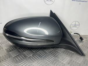 Begagnade Skärmspegel, höger Mercedes C (W205) C-200d 2.2 16V Pris € 200,00 Marginaltabell erbjuds av van Sabben Parts