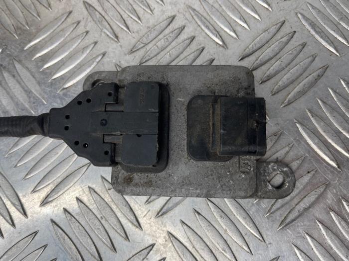 NOx-sensor från en Mercedes-Benz E (W212) E-220 CDI 16V BlueEfficiency 2015