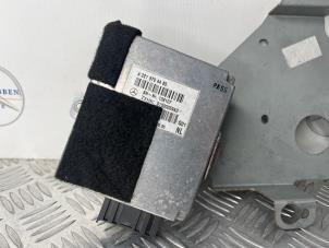 Gebruikte Module (diversen) Mercedes S (W221) 3.5 S-350 24V Prijs € 75,00 Margeregeling aangeboden door van Sabben Parts