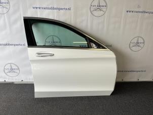 Begagnade Framdörr, 4-dörrars, höger Mercedes C Estate (S205) C-200 1.5 EQ Boost Pris € 400,00 Marginaltabell erbjuds av van Sabben Parts