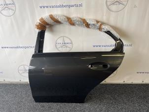 Begagnade Bakdörr, 4-dörrars, vänster Mercedes C (W206) C-220d 2.0 Turbo 16V Pris € 450,00 Marginaltabell erbjuds av van Sabben Parts