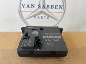 Usados Modul centralnego zamka Mercedes CLS (C219) 350 3.5 V6 18V Precio € 30,00 Norma de margen ofrecido por van Sabben Parts