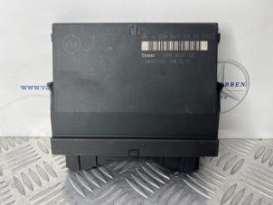 Używane Modul Comfort Mercedes CLK (C209) 1.8 200 K 16V Cena € 45,00 Procedura marży oferowane przez van Sabben Parts