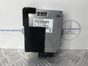 Gebruikte Sam module Mercedes S (W221) 3.0 S-320 CDI 24V Prijs € 100,00 Margeregeling aangeboden door van Sabben Parts