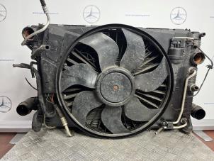 Begagnade Kylarsats Mercedes E (W212) E-220 CDI 16V BlueEfficiency Pris € 400,00 Marginaltabell erbjuds av van Sabben Parts