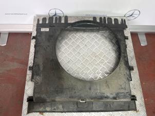 Gebruikte Koelvinhuis Mercedes Vito (639.6) 2.2 109 CDI 16V Prijs € 30,25 Inclusief btw aangeboden door van Sabben Parts