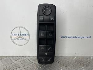 Begagnade Brytare, eldrivna fönster Mercedes A (W169) 1.5 A-150 16V Pris € 50,00 Marginaltabell erbjuds av van Sabben Parts